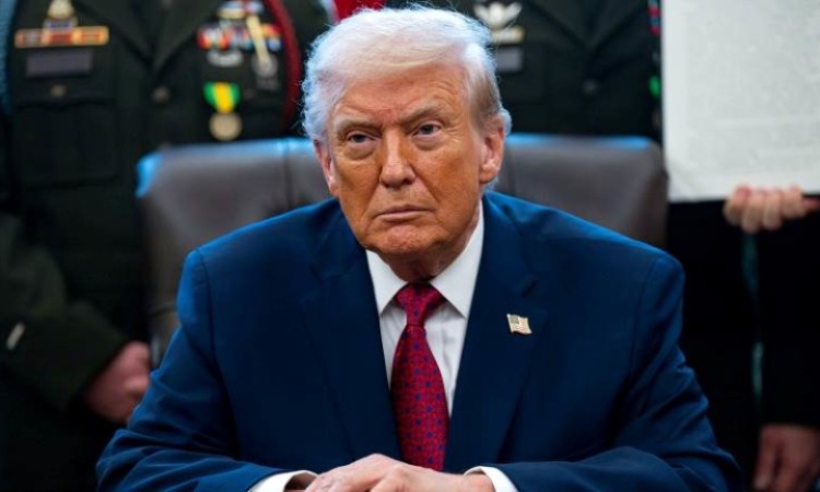 Тръмп засили натиска над Иран